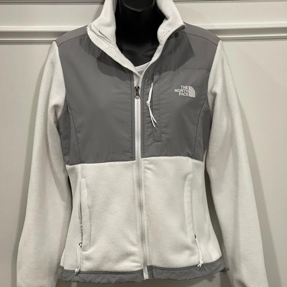 The North Face Jacket - Picture 1 of 2